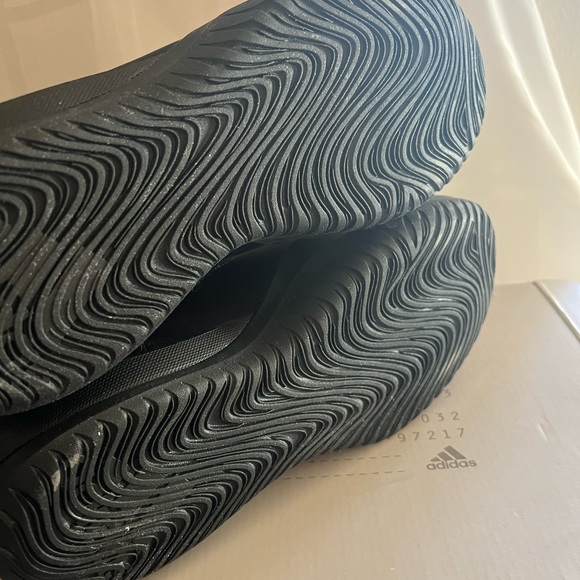 Adidas Consortium  x Day One ADO Crazy Team  BY2870 men’s  basketball shoes - Picture 13 of 13